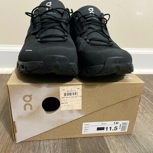 Like New OnCloud 5 Size 11.5 Men’s